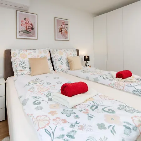 Azureo With Ocean View * Opatija