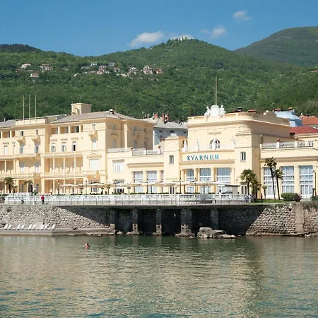 Azureo With Ocean View Apartament *