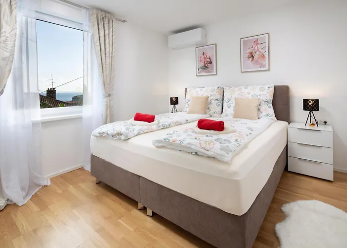 Apartament Azureo With Ocean View Opatija